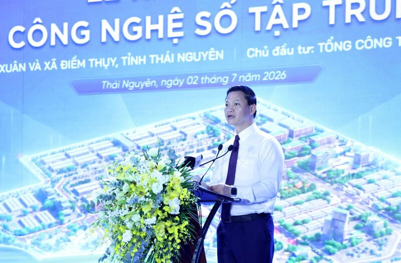Chủ tịch UBND tỉnh Thái Nguyên Vương Quốc Tuấn phát biểu cam kết tạo điều kiện cho nhà đầu tư dự án. Ảnh: VGP/Gia Huy