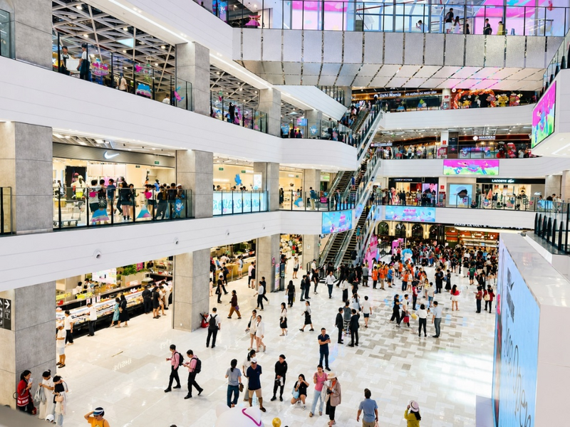 AEON MALL Đà Nẵng Thanh Khê thu hút đông đảo khách tham quan, mua sắm