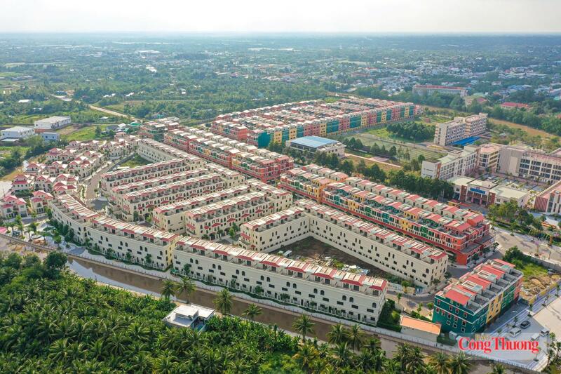 Góc Khu dân cư Phước Thọ (chủ đầu tư là Tập đoàn T&T Group) tại tỉnh Vĩnh Long nhìn từ trên cao.