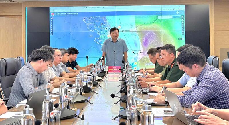 Bộ Nông nghiệp và Môi trường tổ chức cuộc họp ứng phó với bão số 1 và mưa lũ sau bão. Ảnh: N.H