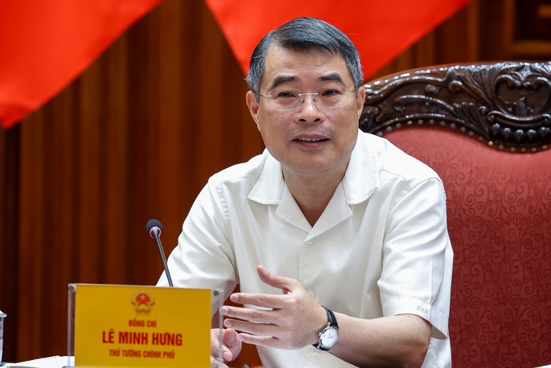 Thủ tướng yêu cầu Bộ Khoa học và Công nghệ phối hợp với Bộ Công an và các cơ quan liên quan rà soát kỹ để hoàn thiện Khung Kiến trúc, báo cáo Thủ tướng Chính phủ chậm nhất trước ngày 10/7 để sớm phê duyệt Khung kiến trúc - Ảnh: VGP/Nhật Bắc