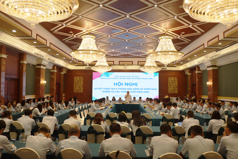Hội nghị sơ kết công tác 6 tháng đầu năm và triển khai nhiệm vụ các tháng cuối năm 2026 của Cục Quản lý và Phát triển thị trường trong nước. Ảnh: Cục Quản lý và Phát triển thị trường trong nước