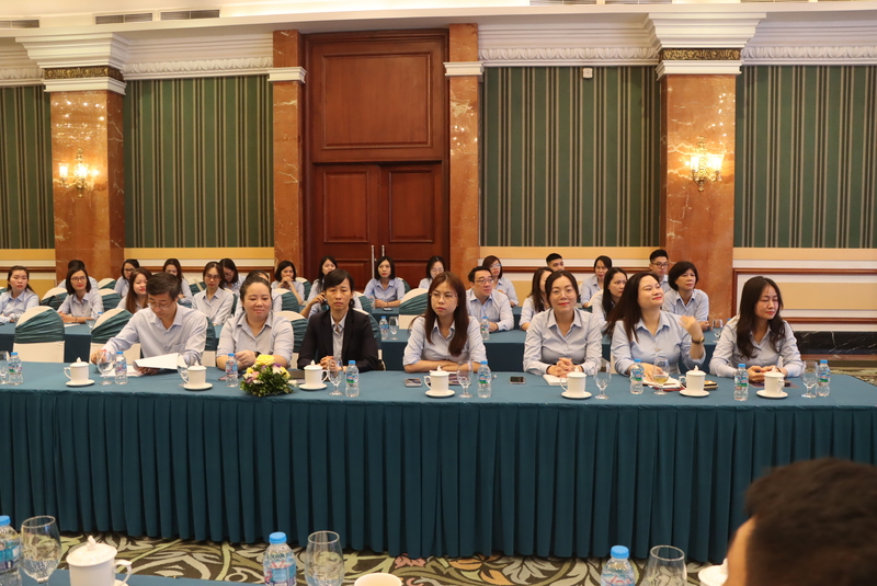 Tăng tốc hoàn thiện thể chế, phát triển mạnh thị trường trong nước - 3