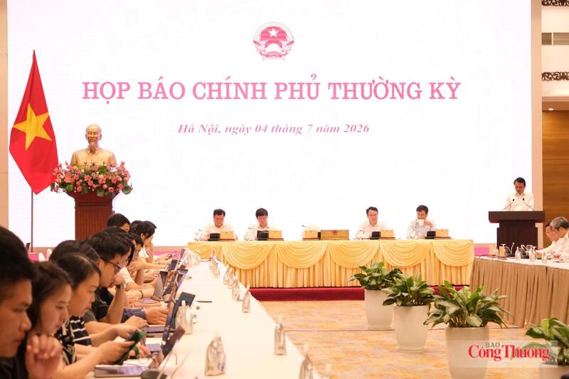Toàn cảnh buổi họp báo. Ảnh: Lê An