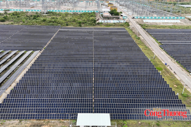 Việc phát triển các dự án điện mặt trời còn góp phần thực hiện cam kết của Việt Nam về giảm phát thải khí nhà kính, hướng tới mục tiêu phát thải ròng bằng “0” vào năm 2050.