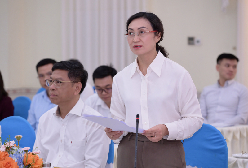 Thứ trưởng Bộ Công Thương Phan Thị Thắng đánh giá Tây Ninh là điểm sáng trong bức tranh xuất nhập khẩu của cả nước. Ảnh: Huỳnh Phong