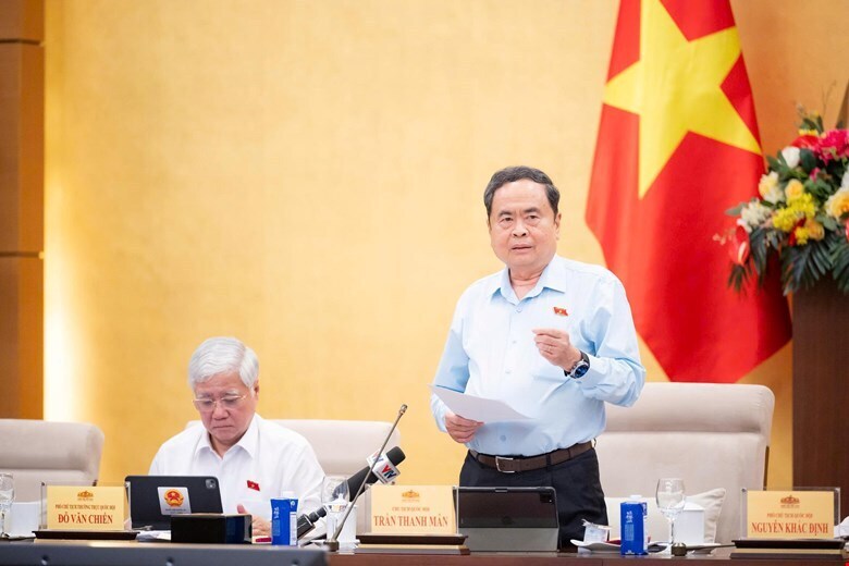 Chủ tịch Quốc hội Trần Thanh Mẫn phát biểu chỉ đạo tại cuộc họp.