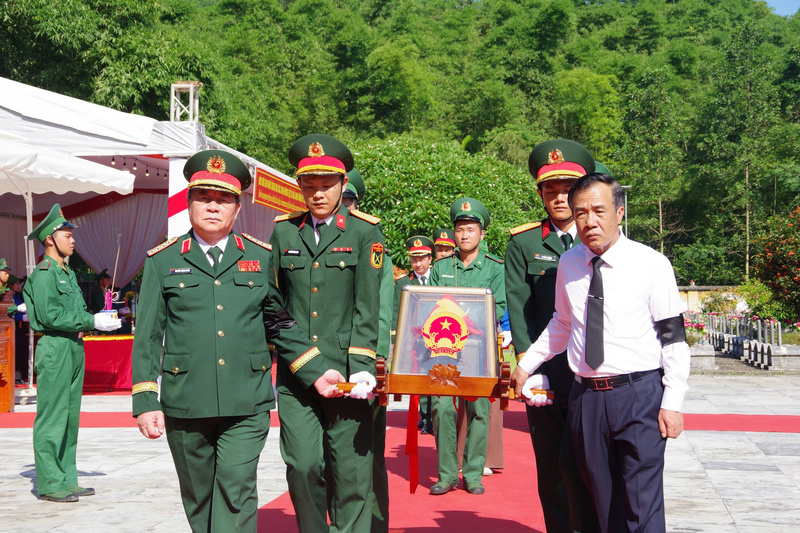 Đại tướng Nguyễn Trọng Nghĩa, Ủy viên Bộ Chính trị, Bí thư Trung ương Đảng, Chủ nhiệm Tổng cục Chính trị Quân đội nhân dân Việt Nam tại Lễ truy điệu và an táng hài cốt liệt sĩ quy tập tại Lào được tổ chức tại tỉnh Thanh Hóa. Ảnh: Ban CHQS tỉnh Thanh Hoá
