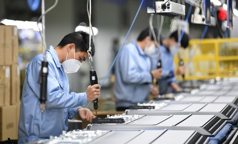 Theo các chuyên gia, nhà đầu tư nước ngoài không chỉ quan tâm đến lợi nhuận mà còn đặc biệt coi trọng tính ổn định, minh bạch và khả năng dự báo của môi trường pháp lý tại Việt Nam. Ảnh minh hoạ