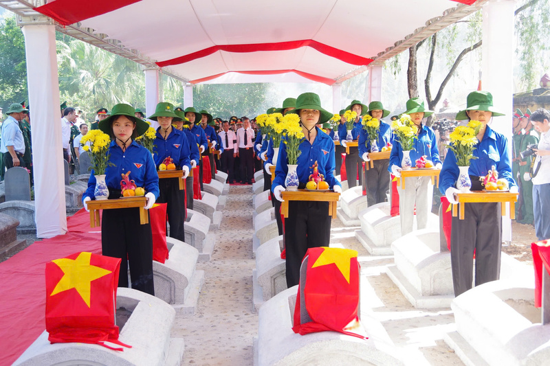 Cả nước đã tìm kiếm, quy tập được 1.306 hài cốt liệt sĩ, trong đó 282 hài cốt trong nước, 174 hài cốt tại Lào, 850 hài cốt tại Campuchia, cùng 3 mộ tập thể tại Tuyên Quang. Ảnh: Ban CHQS tỉnh Thanh Hoá