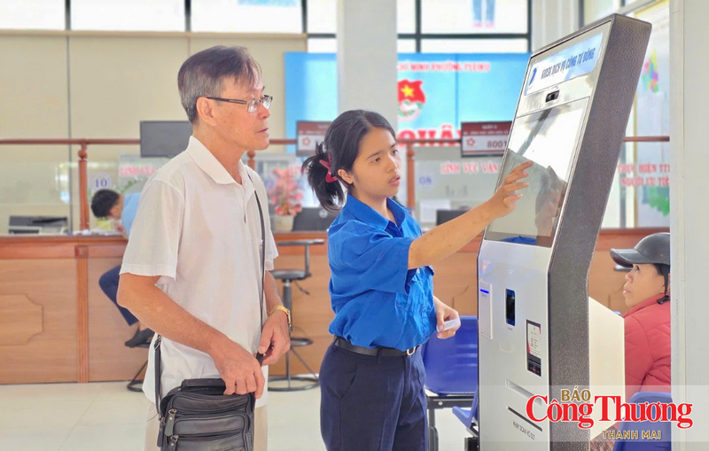 Các xã, phường trên địa bàn tỉnh đồng loạt triển khai giải quyết thủ tục hành chính thông minh.