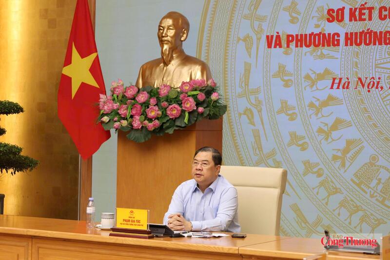 Phó Thủ tướng Thường trực Chính phủ Phạm Gia Túc, Trưởng Ban Chỉ đạo 389 quốc gia chủ trì hội nghị