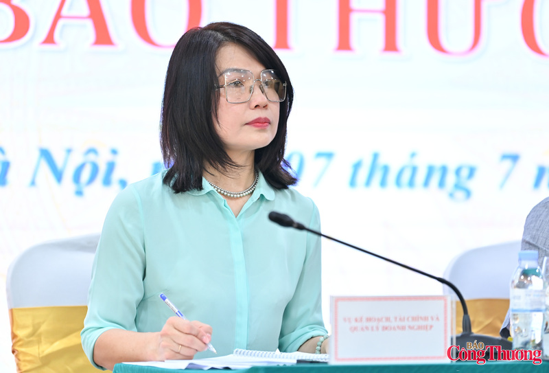 Bà Mai Thị Thu Hiền - Phó Vụ trưởng, Vụ Kế hoạch, Tài chính và Quản lý doanh nghiệp (Bộ Công Thương).