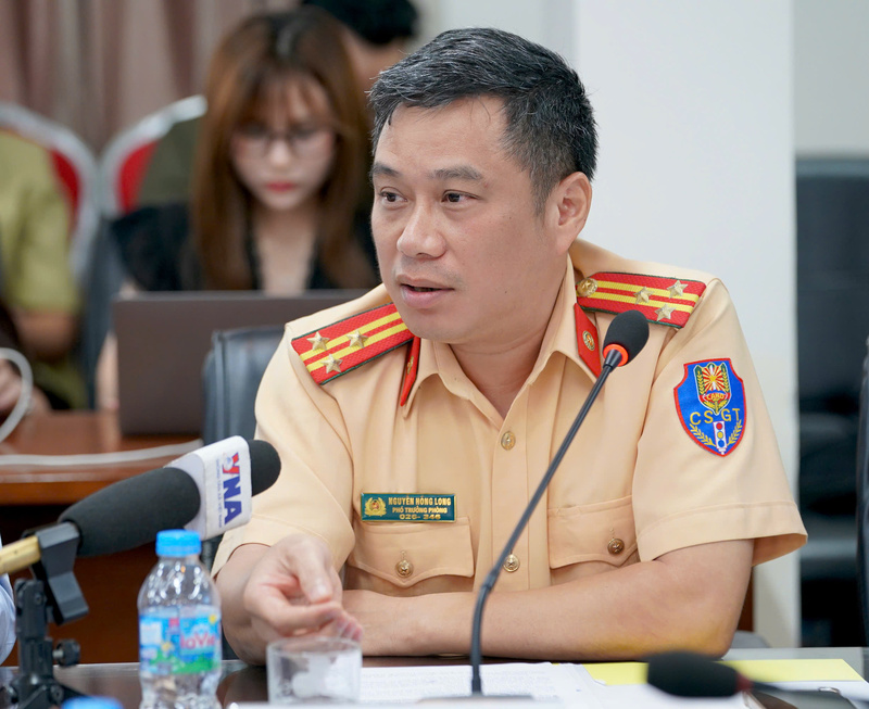 Thượng tá Nguyễn Hồng Long, Phó Trưởng phòng Hướng dẫn tuyên truyền, điều tra, giải quyết tai nạn giao thông, Cục Cảnh sát giao thông (Bộ Công an). Ảnh: Báo Xây dựng