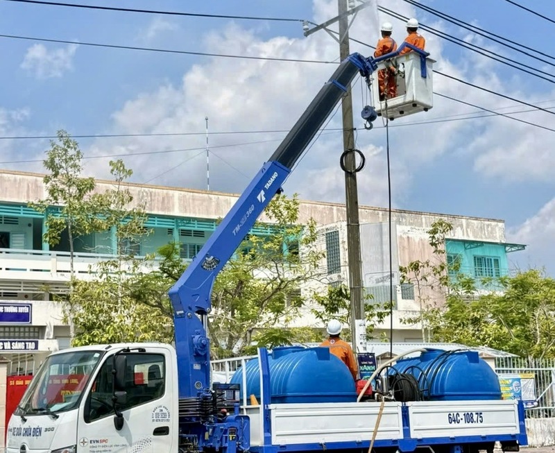 Ngành Công Thương sẽ tập trung đẩy nhanh tiến độ các dự án nguồn và lưới điện trọng điểm, tạo không gian phát triển mới cho công nghiệp. Ảnh: Thảo Tiên.