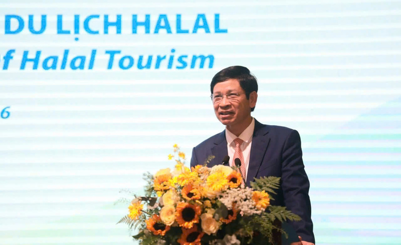 Thứ trưởng Bộ Văn hóa, Thể thao và Du lịch Hồ An Phong phát biểu tại hội nghị. Ảnh: Xuân Hướng