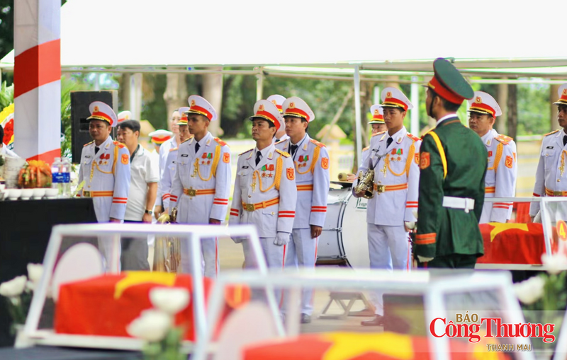 Gia Lai truy điệu, an táng 18 hài cốt liệt sĩ hy sinh trên đất bạn Campuchia.