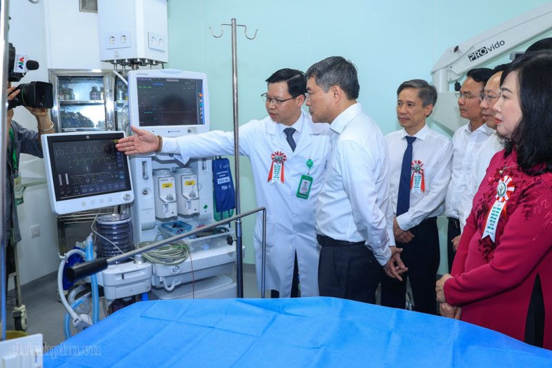 Thủ tướng Lê Minh Hưng: Xây dựng những bệnh viện hiện đại và hình thành hệ sinh thái y tế phát triển đồng bộ - 7
