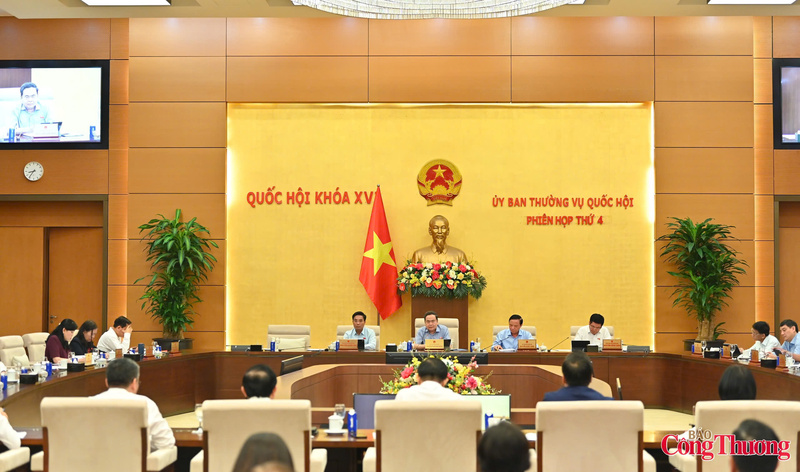Ủy ban Thường vụ Quốc hội đã cho ý kiến về dự án Luật Dầu khí (sửa đổi)