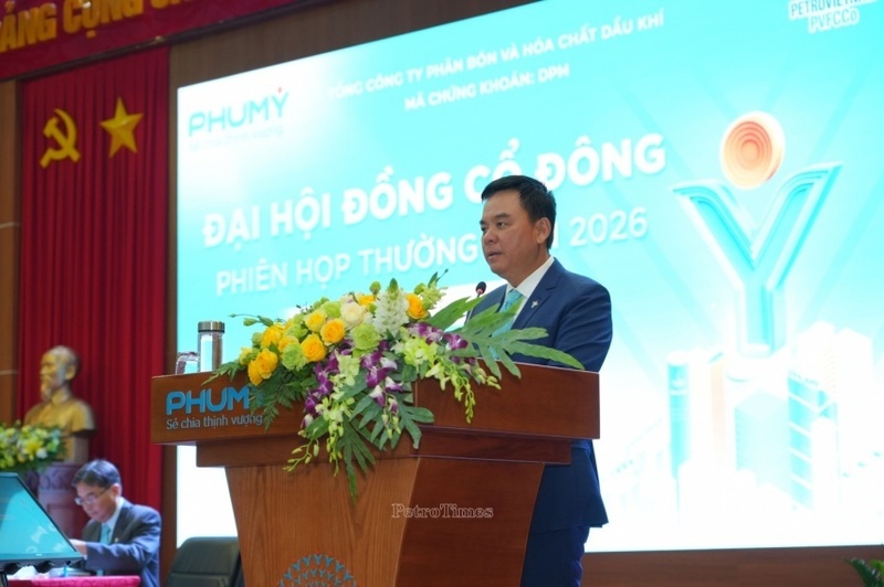 Ông Nguyễn Xuân Hòa, Chủ tịch HĐQT PVFCCo - Phú Mỹ phát biểu tại Đại hội đồng cổ đông thường niên năm 2026, sự kiện được vinh danh Top 10 Đại hội đồng cổ đông thường niên tiêu biểu - AGM Awards 2026. Ảnh: PVFCCo - Phú Mỹ