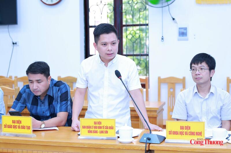 Đại diện Ban Quản lý Khu kinh tế cửa khẩu Đồng Đăng - Lạng Sơn. Ảnh: Quỳnh Trang