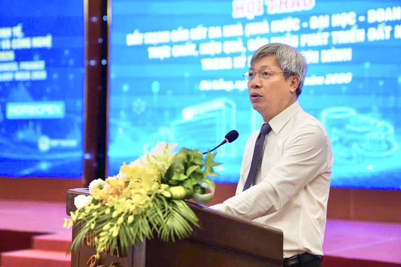 Ông Hồ Quang Bửu, Phó Chủ tịch UBND TP. Đà Nẵng phát biểu tại hội thảo. Ảnh: Diễm Phúc