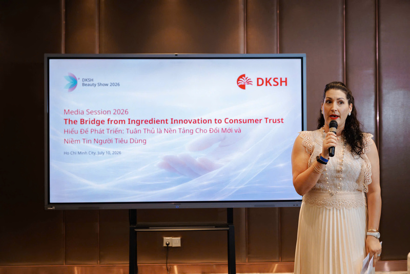 Bà Michelle Delac, Phó Chủ tịch nhánh hàng chăm sóc cá nhân, ngành nguyên liệu hóa chất Tập đoàn DKSH. Ảnh: H.Trà.