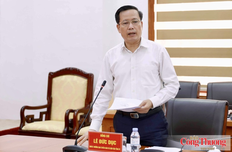 Trưởng Ban Tuyên giáo và Dân vận Tỉnh ủy Lai Châu Lê Đức Dục phát biểu tại hội nghị.