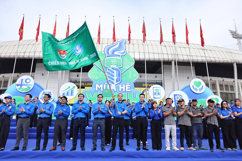Lễ xuất quân Chiến dịch tình nguyện "Mùa hè xanh" 2026 diễn ra sáng 10/7. Ảnh: Đức Vũ