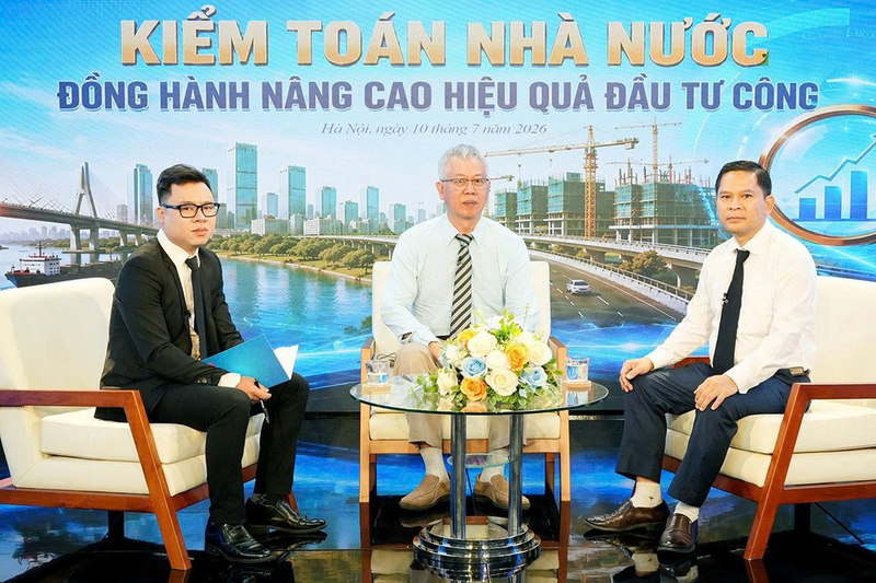 Tọa đàm "Kiểm toán nhà nước đồng hành nâng cao hiệu quả đầu tư công". Ảnh: Nguyễn Lộc