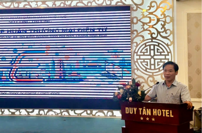 Ông Phan Hùng Sơn - Phó Giám đốc Sở Công Thương TP. Huế phát biểu. Ảnh: Sở Công Thương TP. Huế