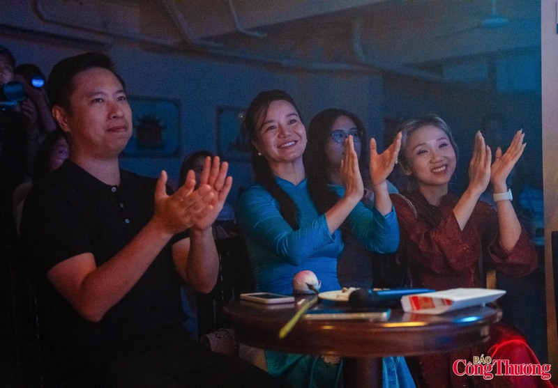 Ba loại hình nghệ thuật được lựa chọn như ba mảnh ghép phản ánh những sắc thái khác nhau của văn hóa kinh kỳ, từ đời sống dân gian phố thị, nét thanh lịch bác học đến không khí lễ hội và huyền tích vùng châu thổ Bắc Bộ.