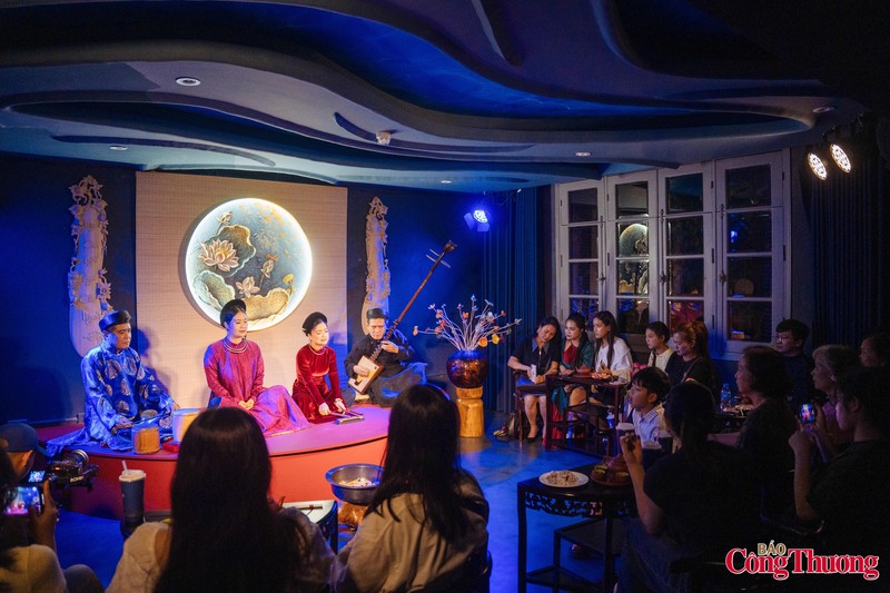 Được xây dựng theo tinh thần "New Taste of Heritage" (Phong vị mới của di sản), CADAO Collective hướng đến việc làm mới cách tiếp cận các giá trị văn hóa truyền thống thông qua những hình thức trải nghiệm hiện đại nhưng vẫn bảo đảm tính nguyên bản của di sản.