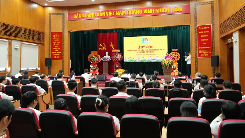 Toàn cảnh hội nghị.JPG