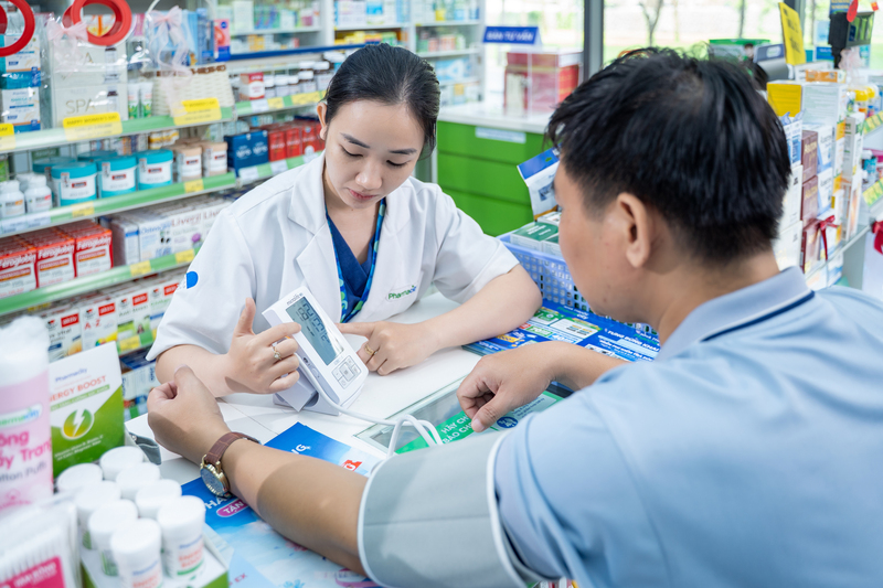 Tại Trạm Sức khỏe Pharmacity khách hàng có thể theo dõi liên tục, miễn phí các chỉ số sức khỏe ngay gần nơi sinh sống hoặc làm việc. Ảnh: Pharmacity