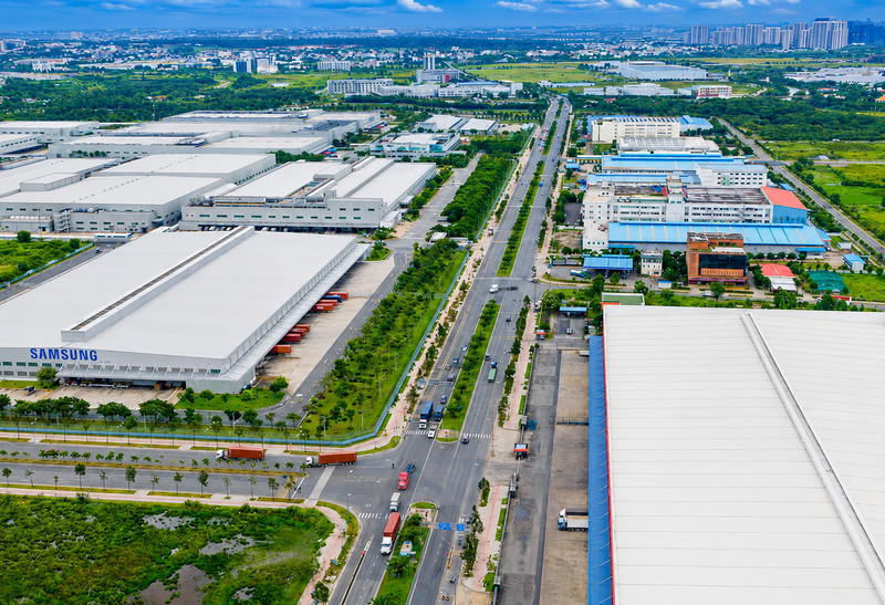 Dòng vốn từ Trung tâm Tài chính quốc tế được kỳ vọng tiếp sức cho các dự án bán dẫn, AI, dữ liệu lớn và sản xuất thông minh tại các khu chế xuất, khu công nghiệp TP. Hồ Chí Minh. Ảnh: Hoàng Hùng