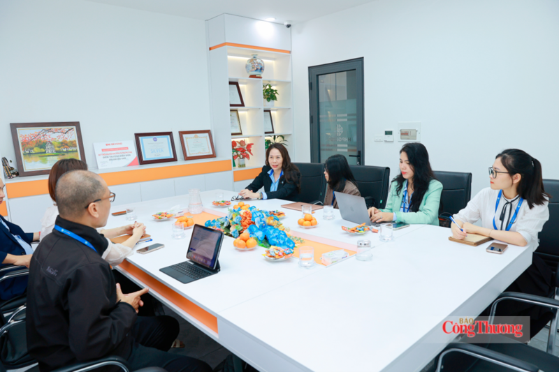 Đại diện Công ty Cổ phần HHP Global, chia sẻ về những vướng mắc trong thu mua giấy phế liệu đầu vào