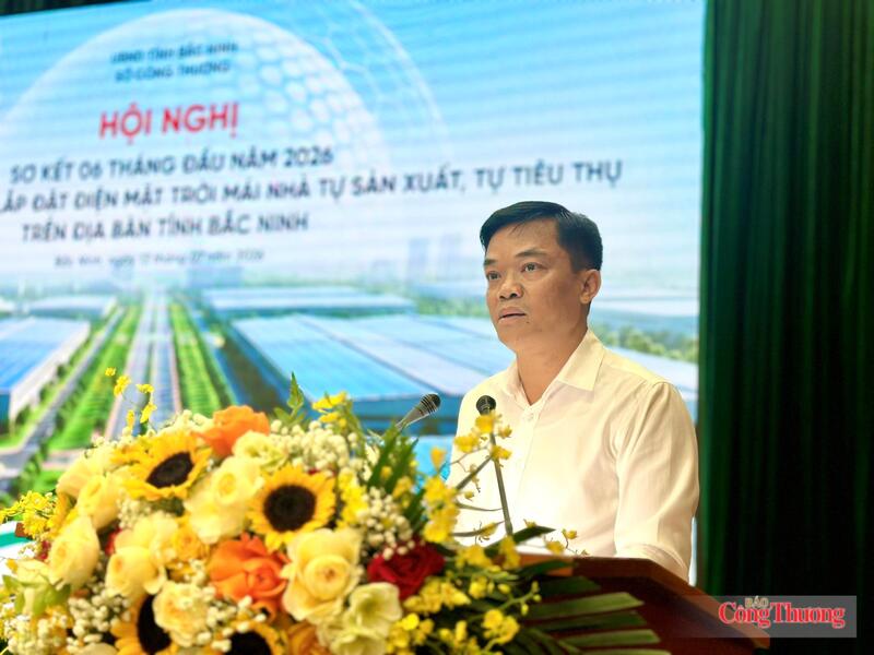 Ông Nguyễn Minh Hiếu, Giám đốc Sở Công Thương tỉnh Bắc Ninh phát biểu tại hội nghị