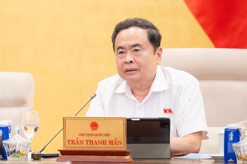 Chủ tịch Quốc hội Trần Thanh Mẫn chủ trì phiên họp và cho ý kiến về các dự án luật. Ảnh: Vũ Hiếu