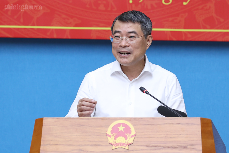 Thủ tướng Chính phủ cho ý kiến và chỉ đạo cụ thể các bộ, cơ quan liên quan nghiên cứu nội dung kiến nghị của Phú Thọ để phối hợp xử lý - Ảnh: VGP/Nhật Bắc