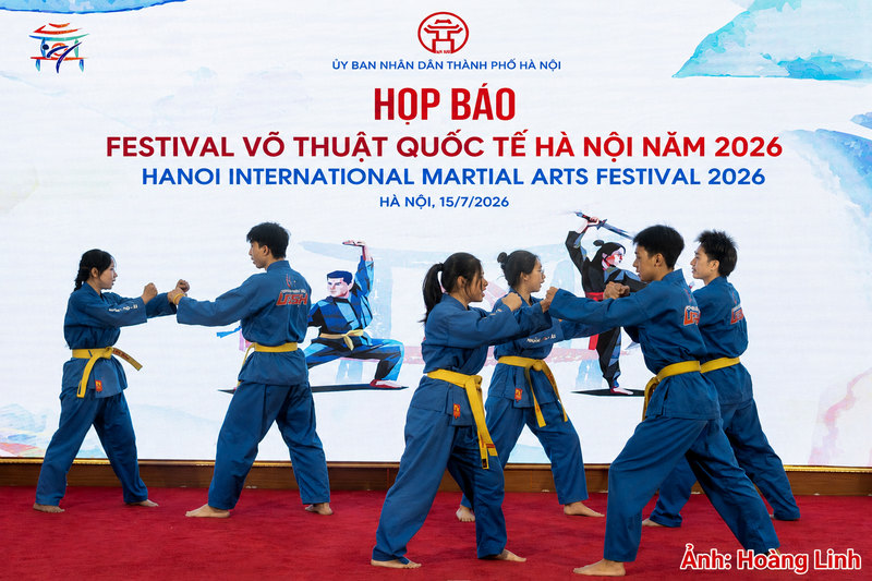 Tiết mục biểu diễn võ thuật tại họp báo công bố Festival Võ thuật quốc tế Hà Nội năm 2026, diễn ra ngày 15/7 tại Hà Nội.