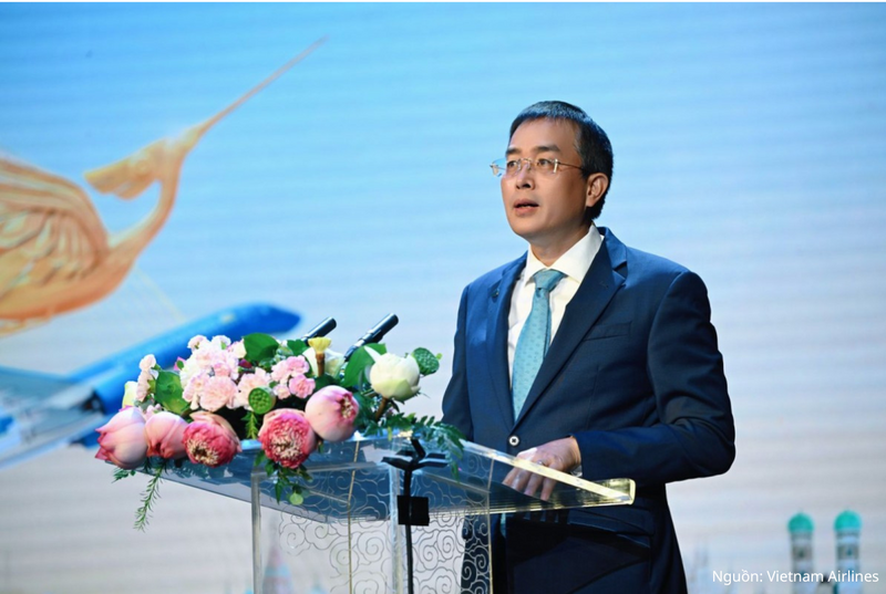 Ông Đặng Ngọc Hòa, Bí thư Đảng ủy, Chủ tịch HĐQT Vietnam Airlines phát biểu tại buổi lễ.