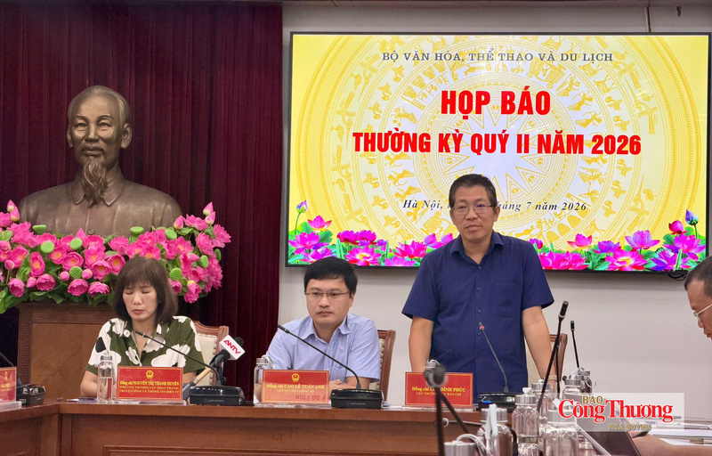 Ông Lưu Đình Phúc, Cục trưởng Cục Báo chí (Bộ Văn hóa, Thể thao và Du lịch) thông tin tại họp báo thường kỳ quý II/2026 của Bộ Văn hóa, Thể thao và Du lịch, ngày 15/7.