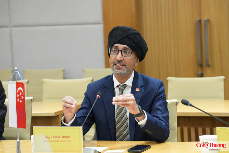 Đại sứ Singapore tại Việt Nam Rajpal Singh