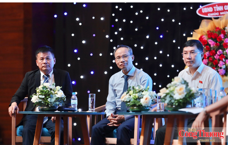 Các đại biểu đã tập trung trao đổi về dư địa phát triển của Gia Lai trong bối cảnh mới.