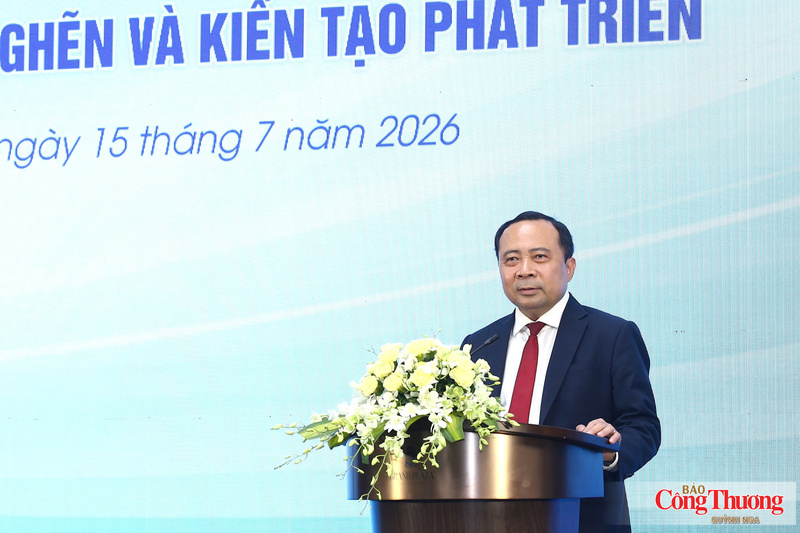 Bộ trưởng Bộ Khoa học và Công nghệ Vũ Hải Quân.