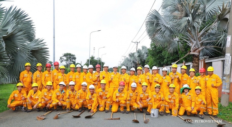 Chương trình họp mặt truyền thống của các thế hệ người lao động tại Nhà máy GPP Dinh Cố.