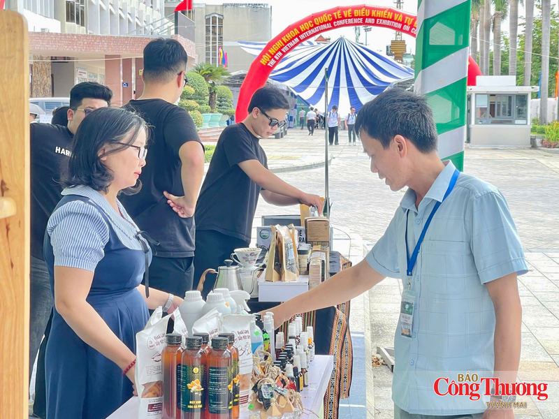 Triển lãm giới thiệu sản phẩm OCOP, sản phẩm địa phương trong khuôn khổ Hội nghị khoa học và Triển lãm quốc tế lần thứ 8 về Điều khiển và Tự động hóa (VCCA 2026).