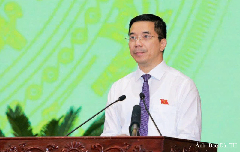 Chủ tịch HĐND tỉnh Nguyễn Hồng Phong phát biểu khai mạc tại kỳ họp