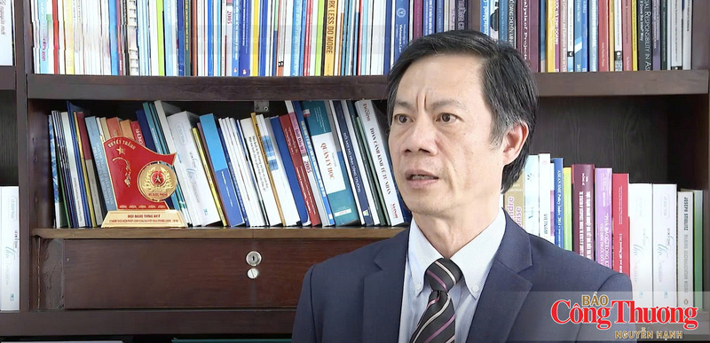 TS. Lê Duy Bình, Giám đốc Economica Việt Nam.